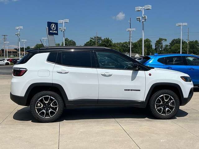 2025 JEEP Compass
