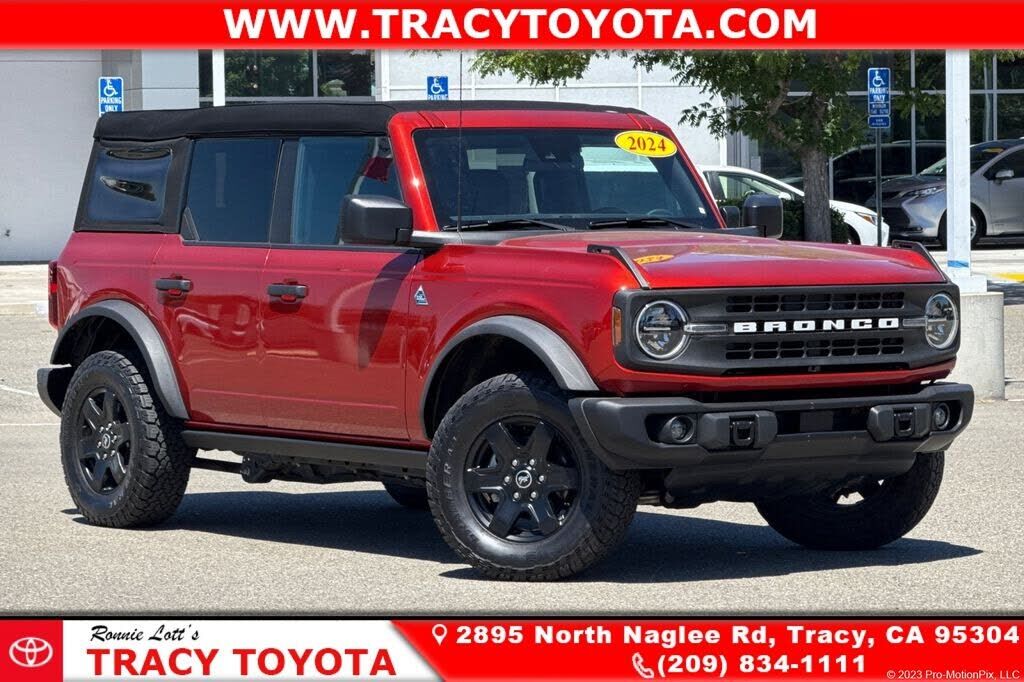 2024 FORD Bronco