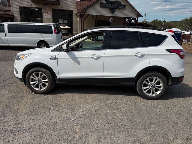 2017 FORD Escape
