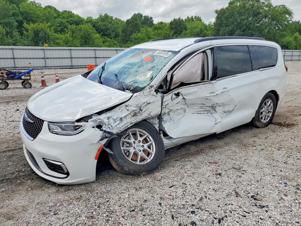 2022 CHRYSLER Pacifica