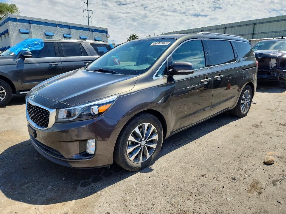 2016 KIA Sedona
