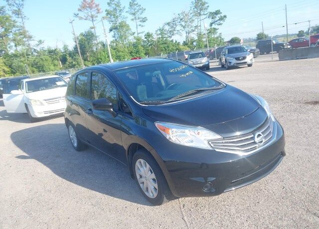 2015 NISSAN Versa