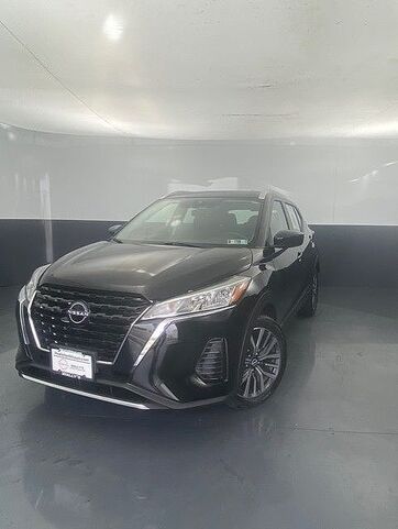 2022 NISSAN Kicks
