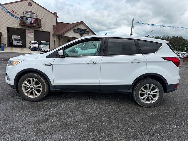 2019 FORD Escape