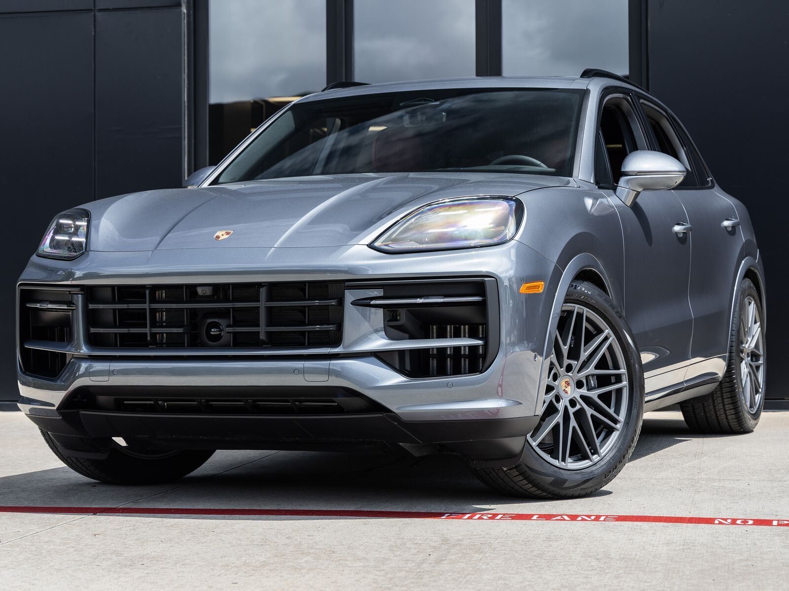 2026 PORSCHE Cayenne