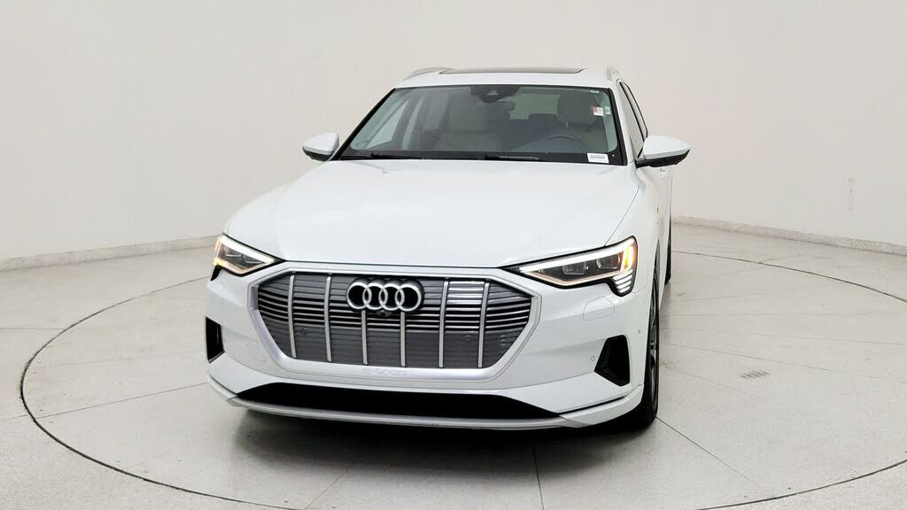 2023 Audi e-tron