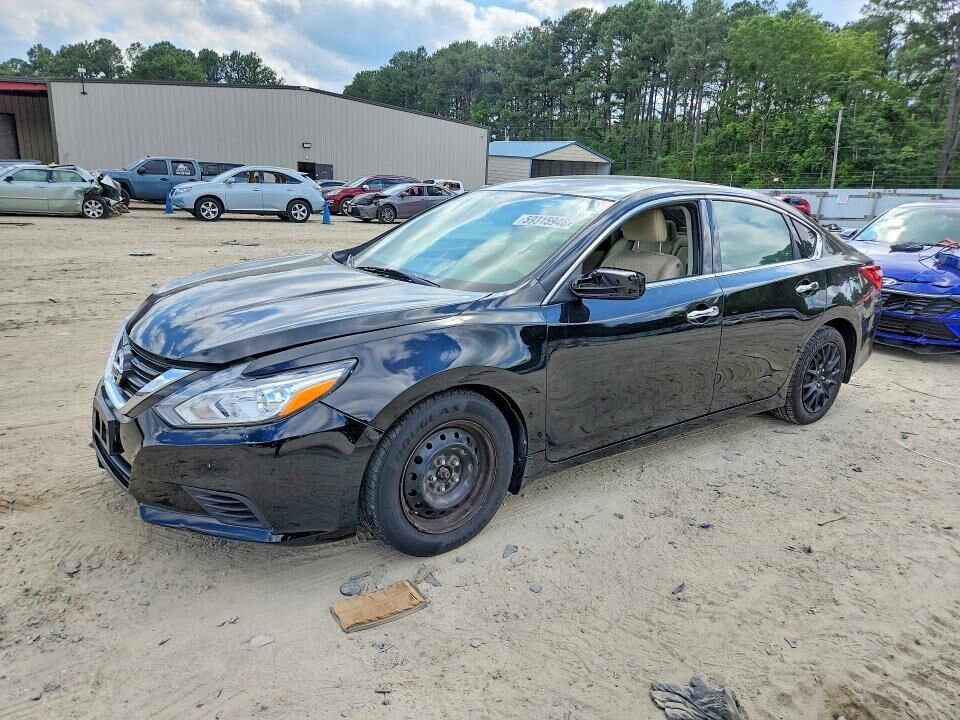 2017 NISSAN Altima