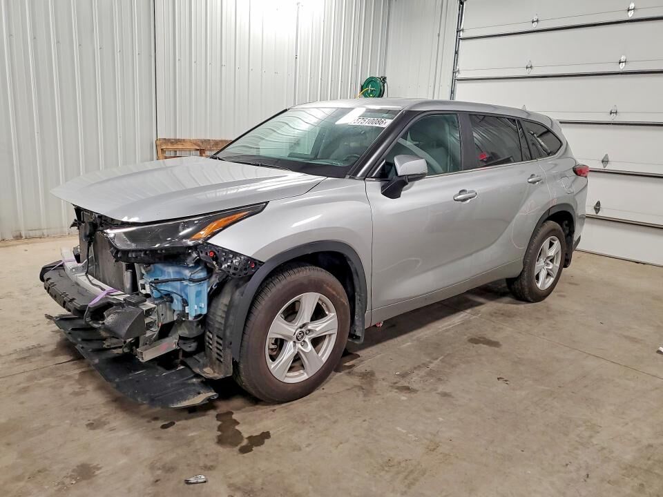 2024 TOYOTA Highlander
