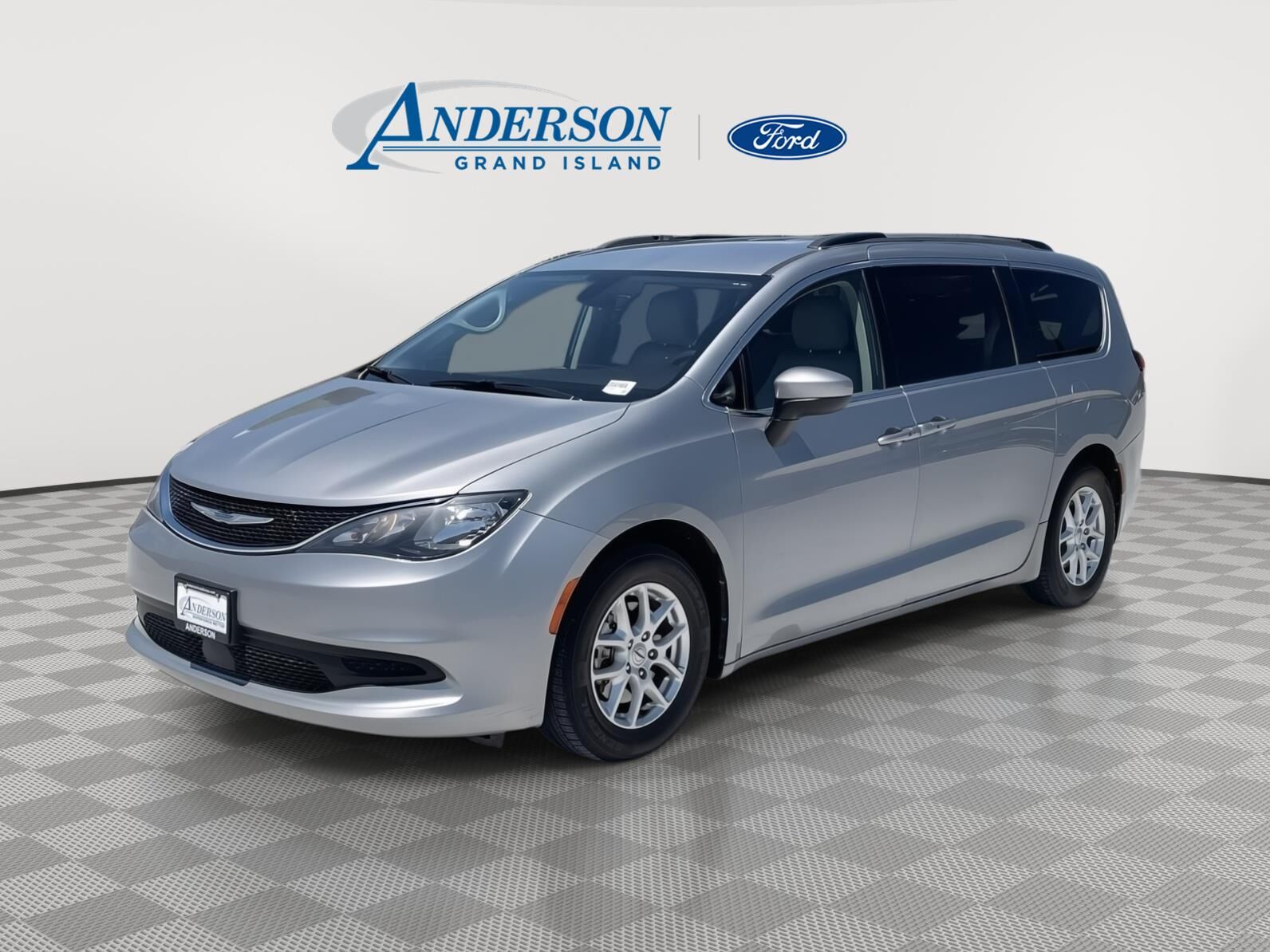 2021 CHRYSLER Voyager