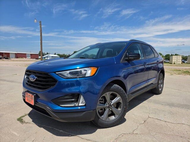2023 FORD Edge