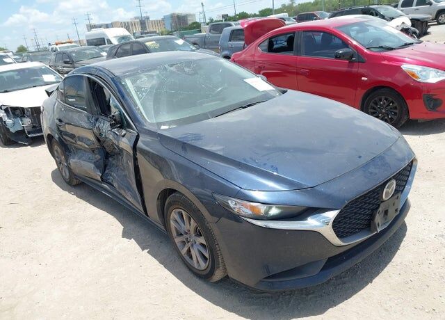 2021 MAZDA Mazda3