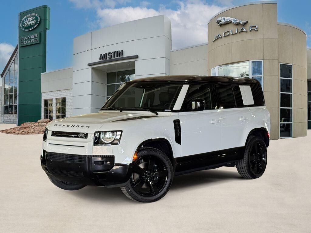 2026 LAND ROVER Defender