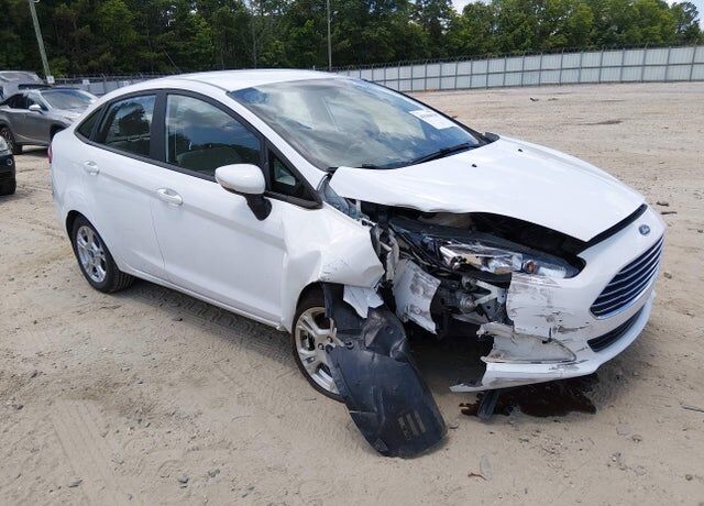 2016 FORD Fiesta