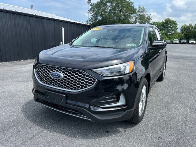 2023 FORD Edge