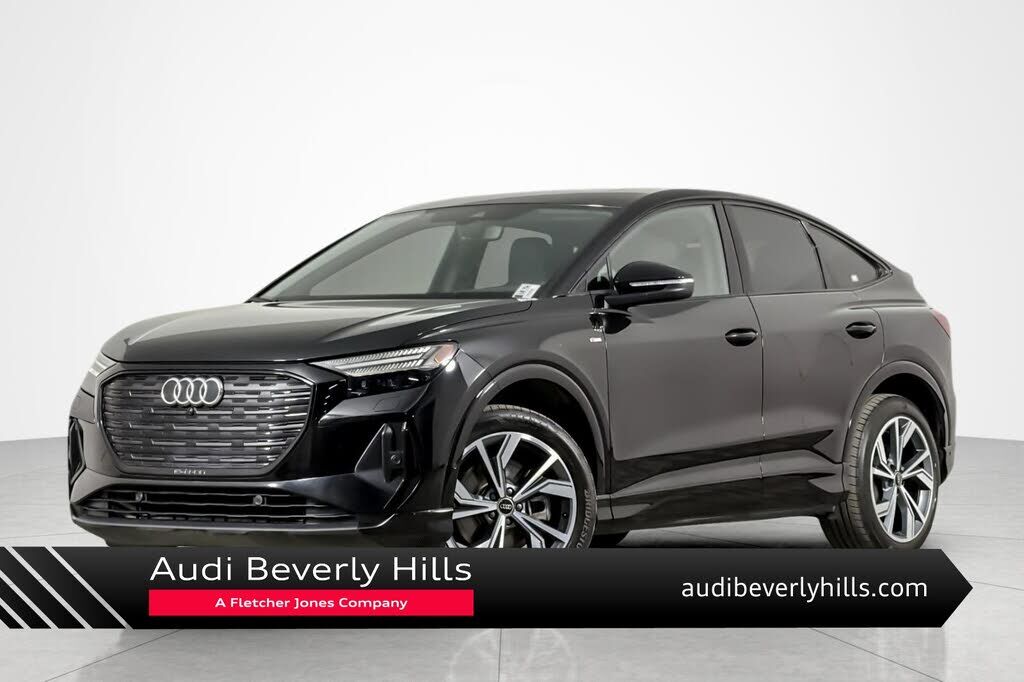 2023 AUDI Q4
