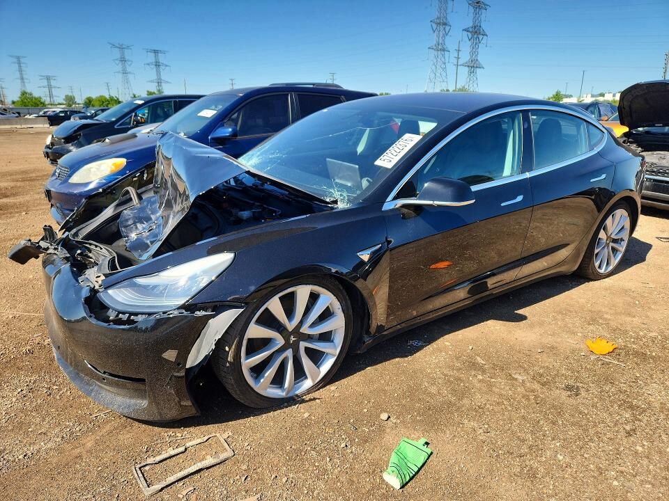 2018 TESLA Model 3