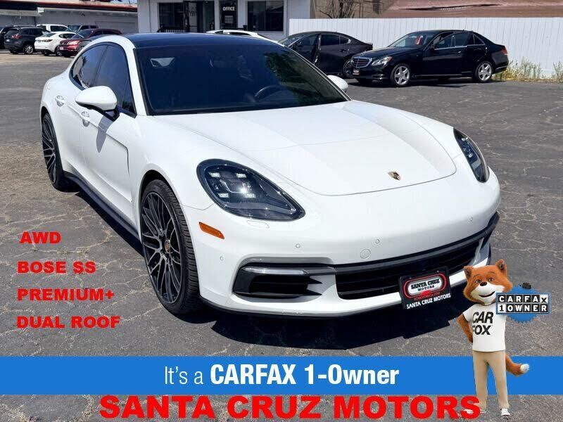 2017 PORSCHE Panamera