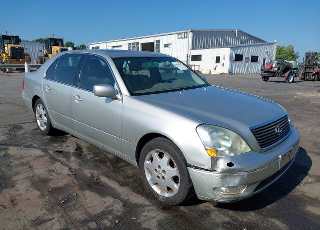 2002 LEXUS LS