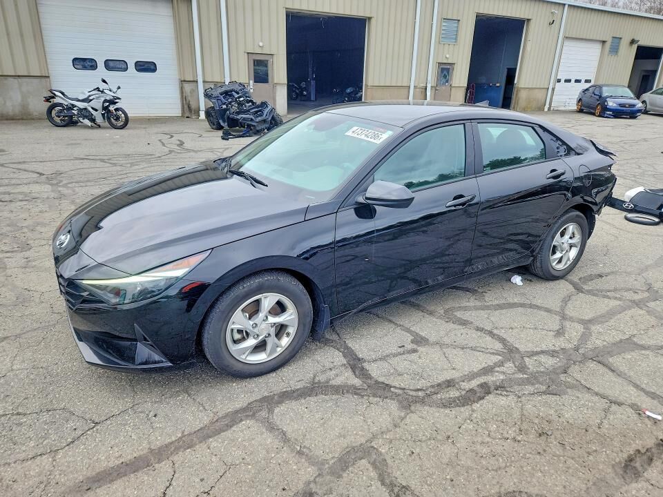 2022 HYUNDAI Elantra