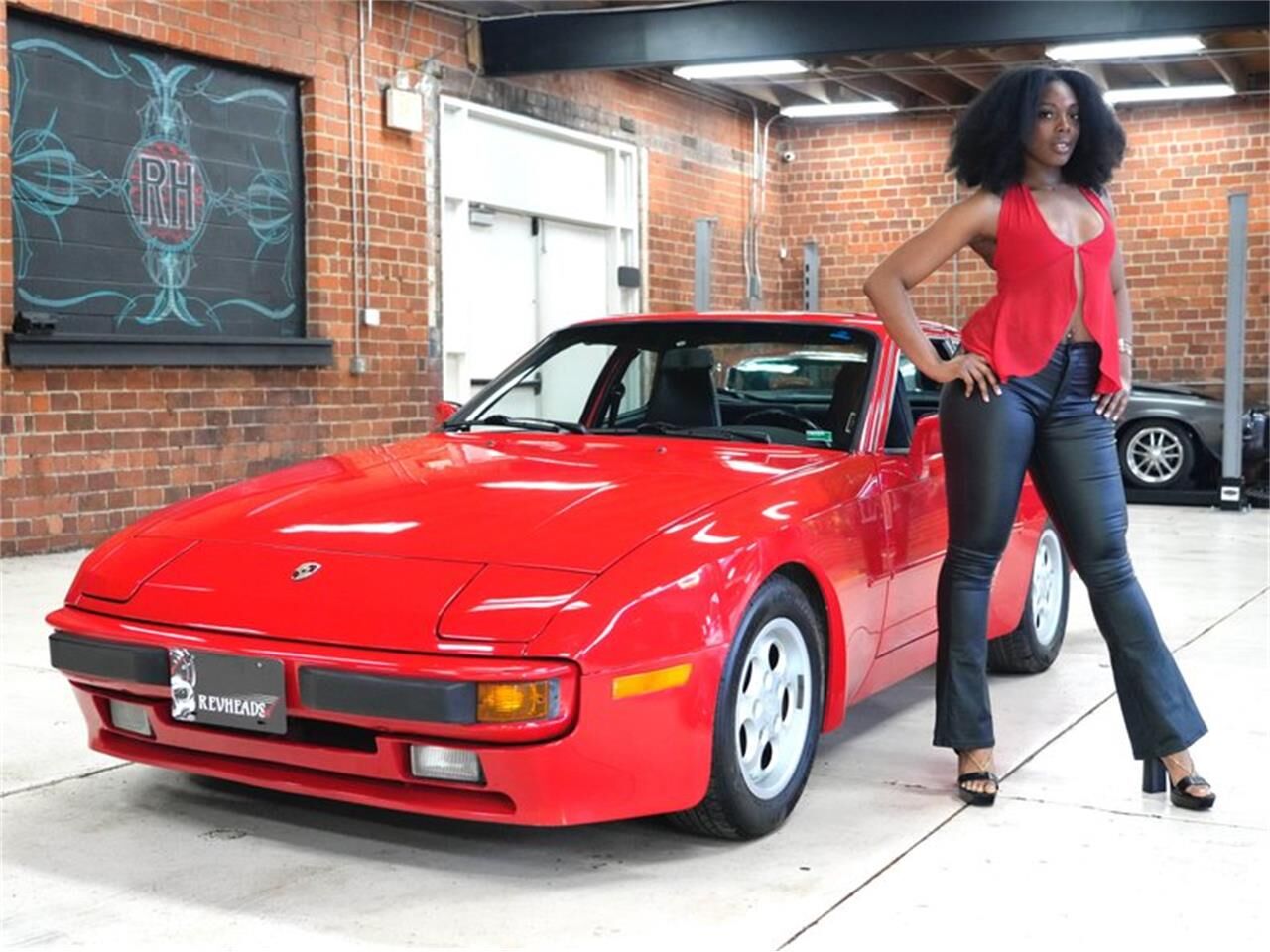 1985 PORSCHE 944