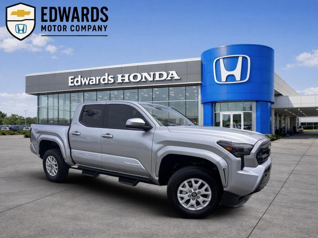 2024 TOYOTA Tacoma