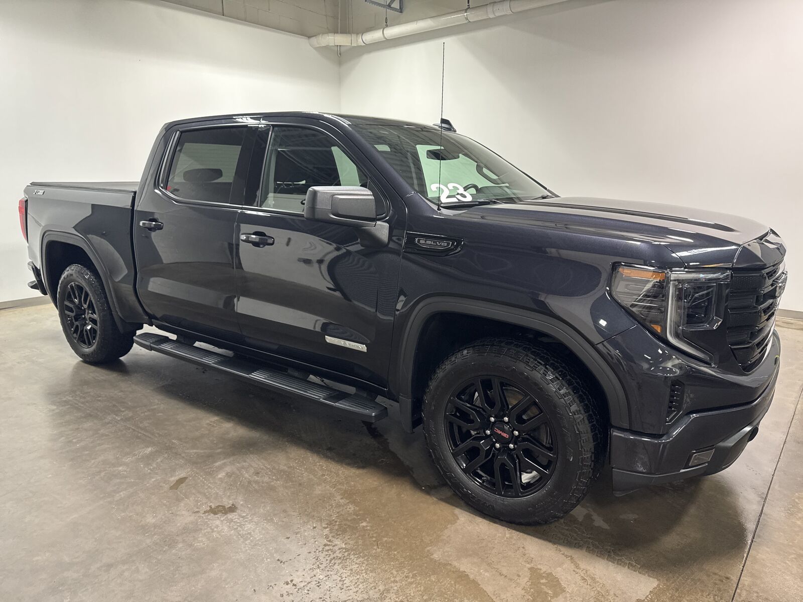 2023 GMC Sierra