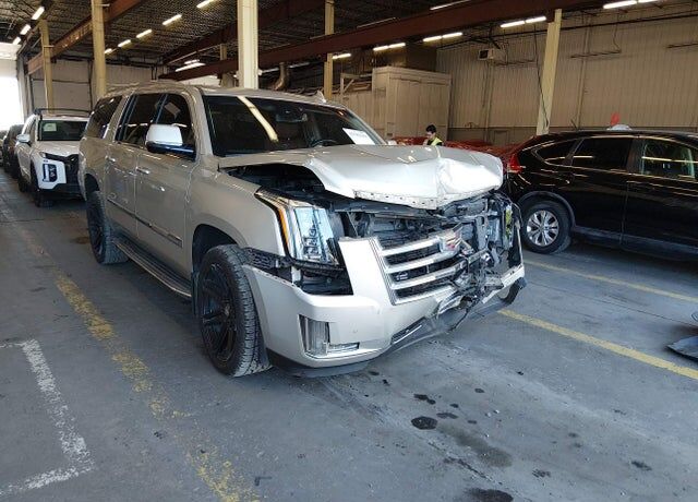 2016 CADILLAC Escalade