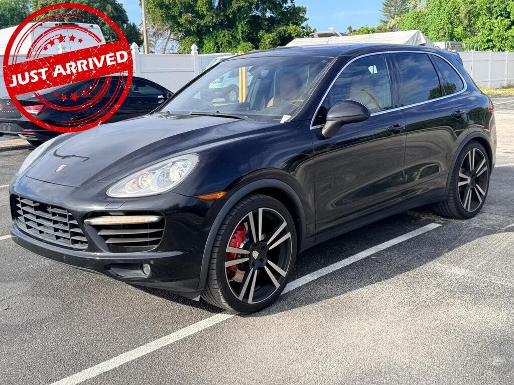 2014 PORSCHE Cayenne