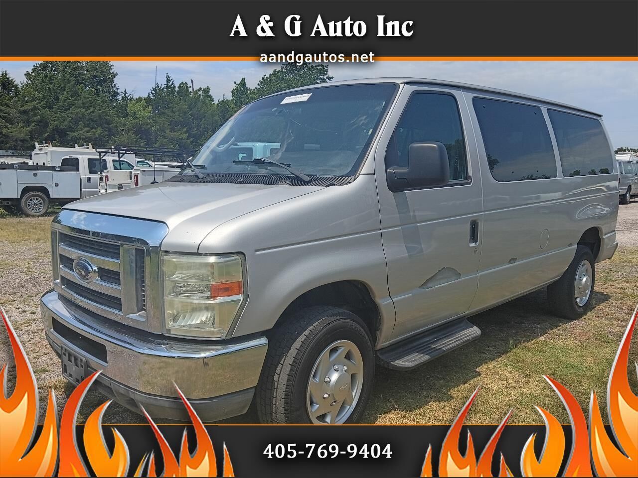 2011 FORD E-350