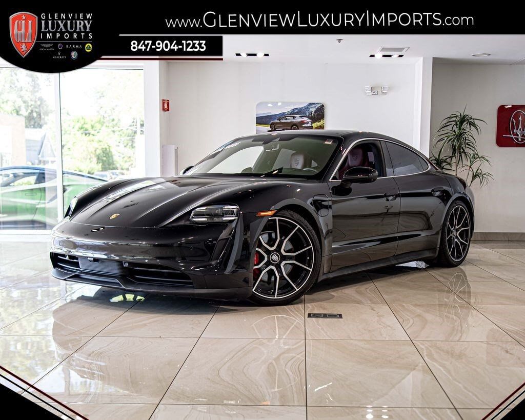 2022 PORSCHE Taycan