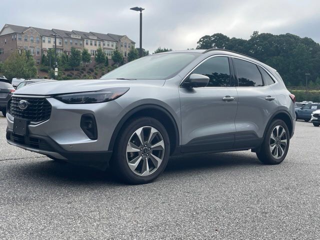2024 FORD Escape
