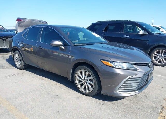2022 TOYOTA Camry