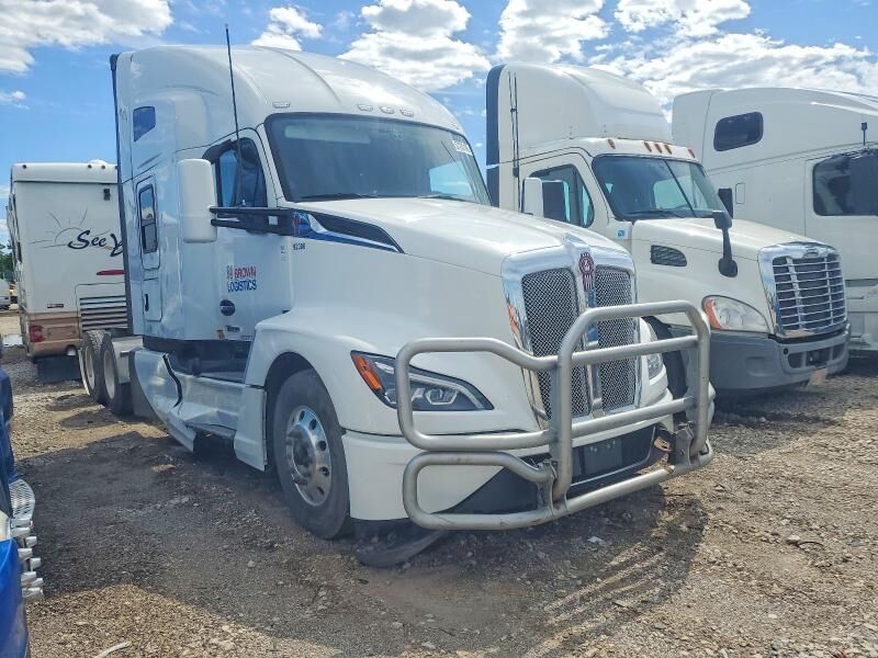 2022 KENWORTH T680