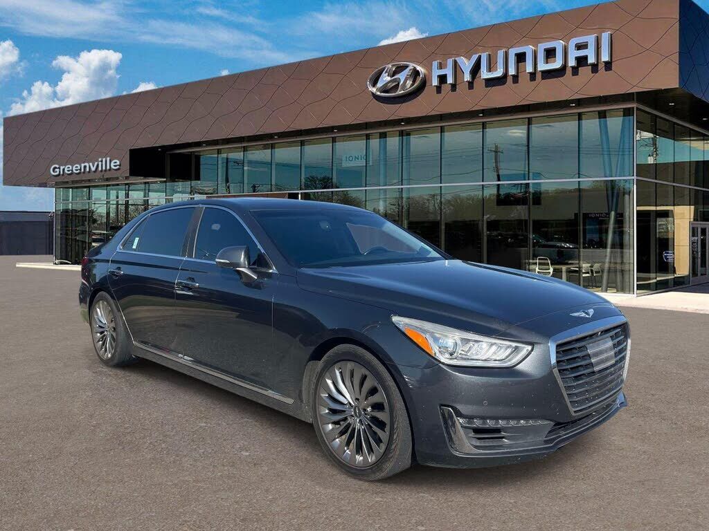 2017 GENESIS G90