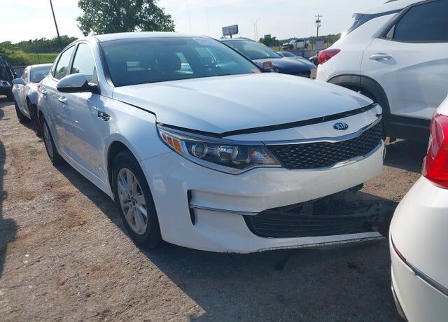 2017 KIA Optima