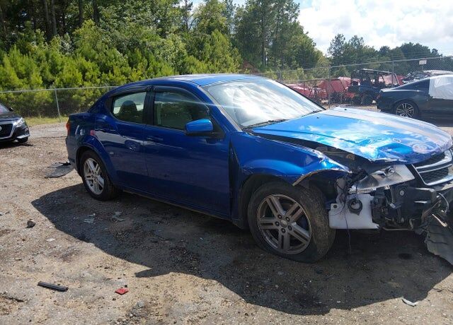 2012 DODGE Avenger
