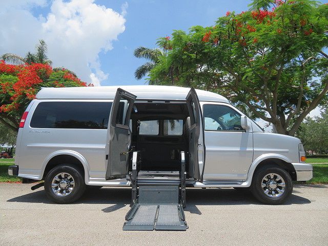 2015 GMC Savana