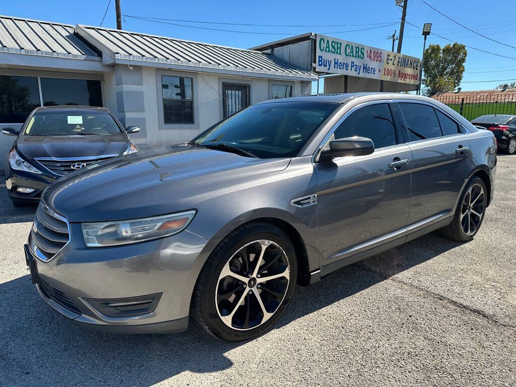 2014 FORD Taurus