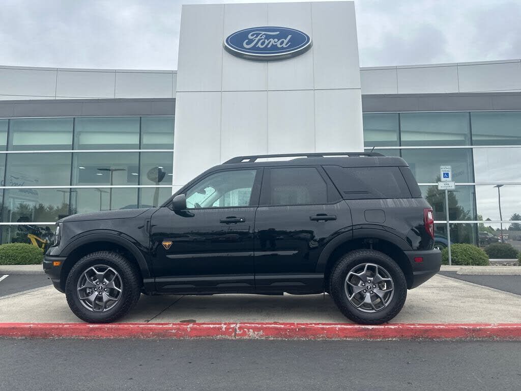 2024 FORD Bronco