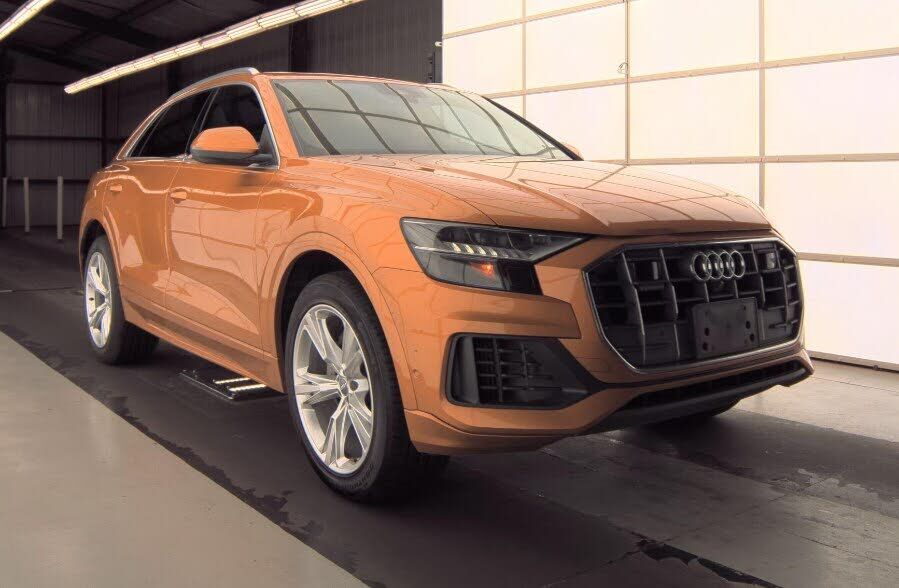 2019 AUDI Q8