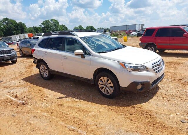 2016 SUBARU Outback