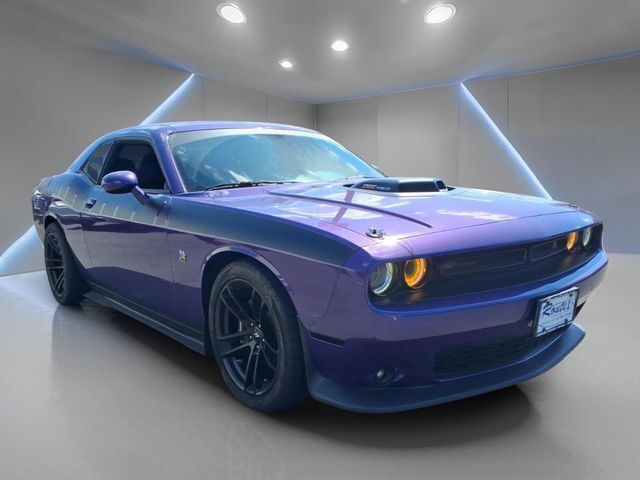 2019 DODGE Challenger