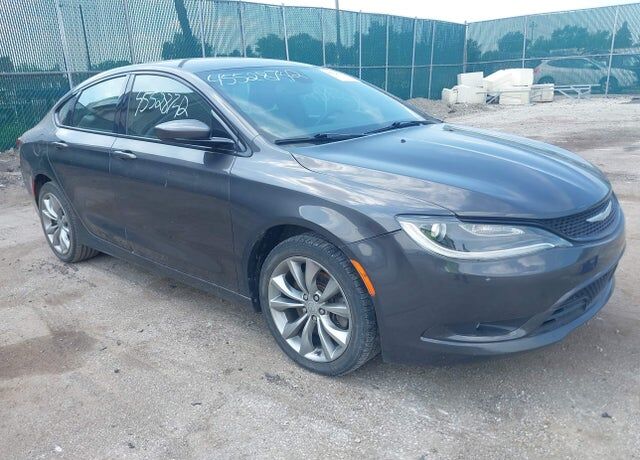 2016 CHRYSLER 200