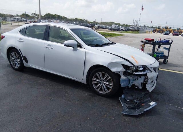 2013 LEXUS ES
