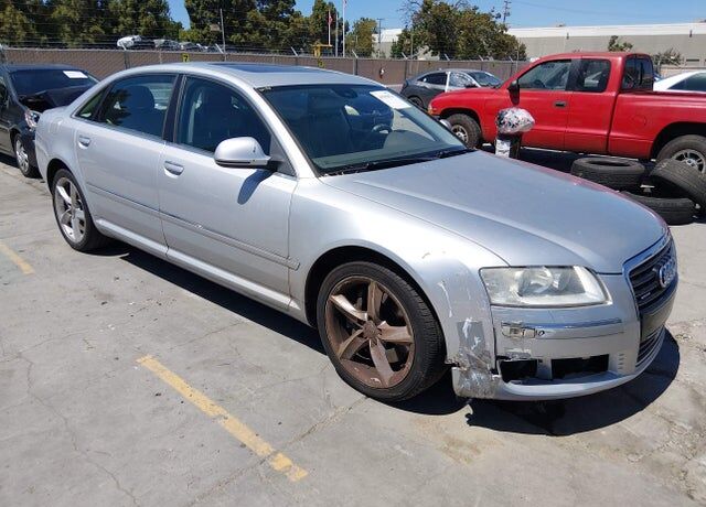 2009 AUDI A8