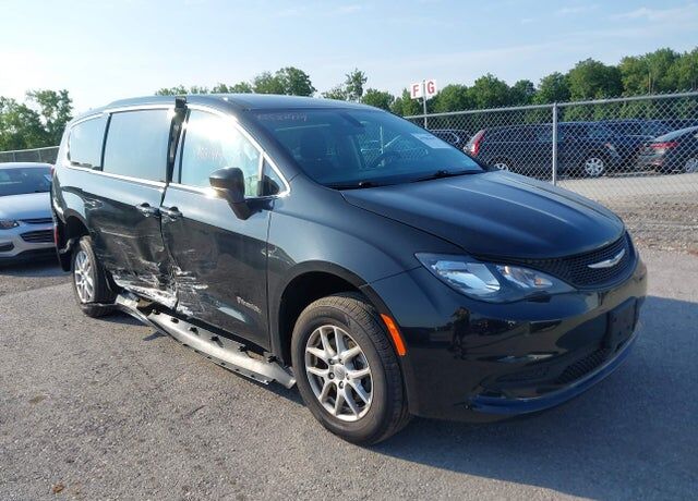 2022 CHRYSLER Pacifica