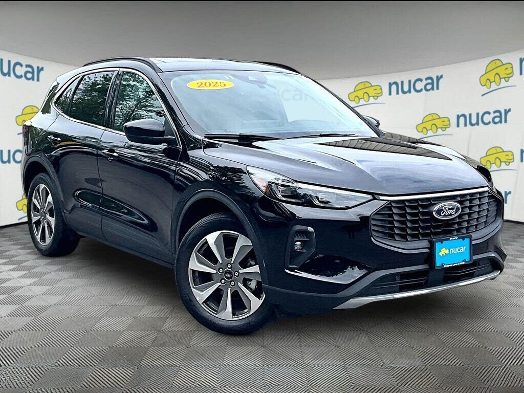 2025 FORD Escape