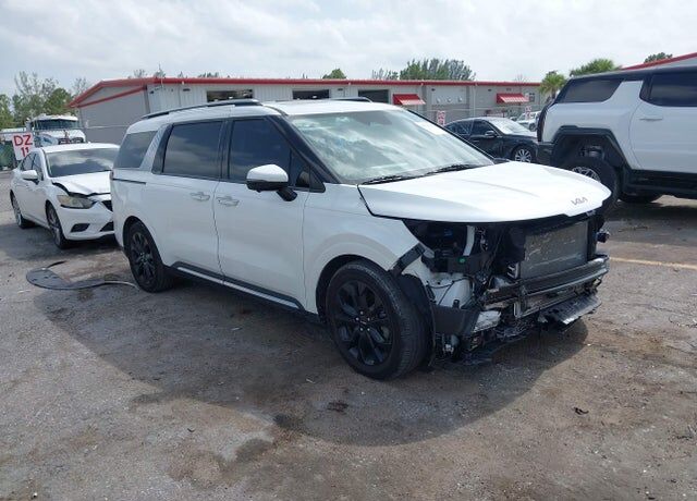 2024 KIA Carnival