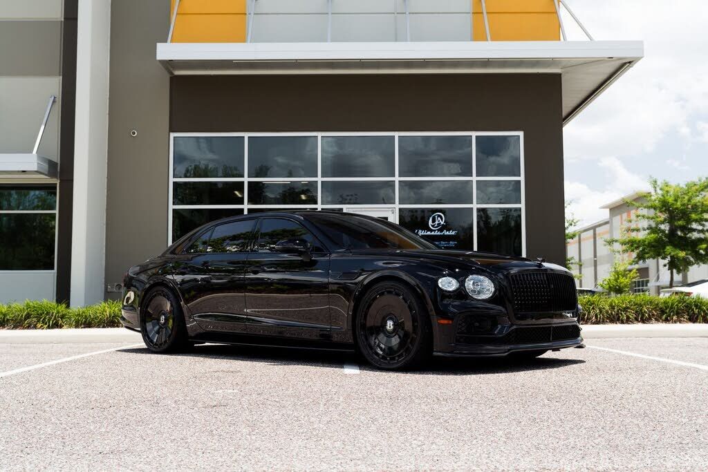 2023 BENTLEY Flying Spur