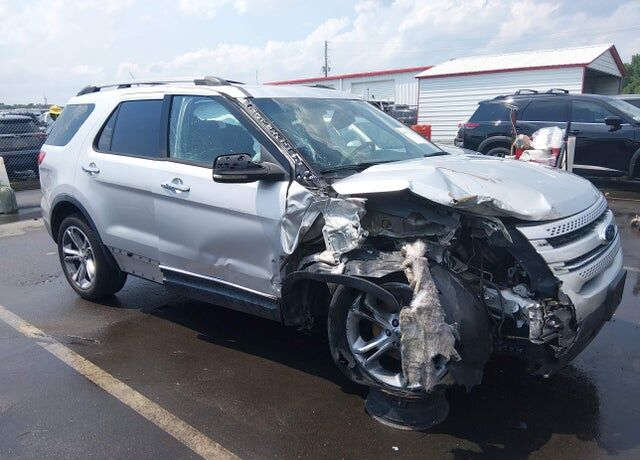 2013 FORD Explorer